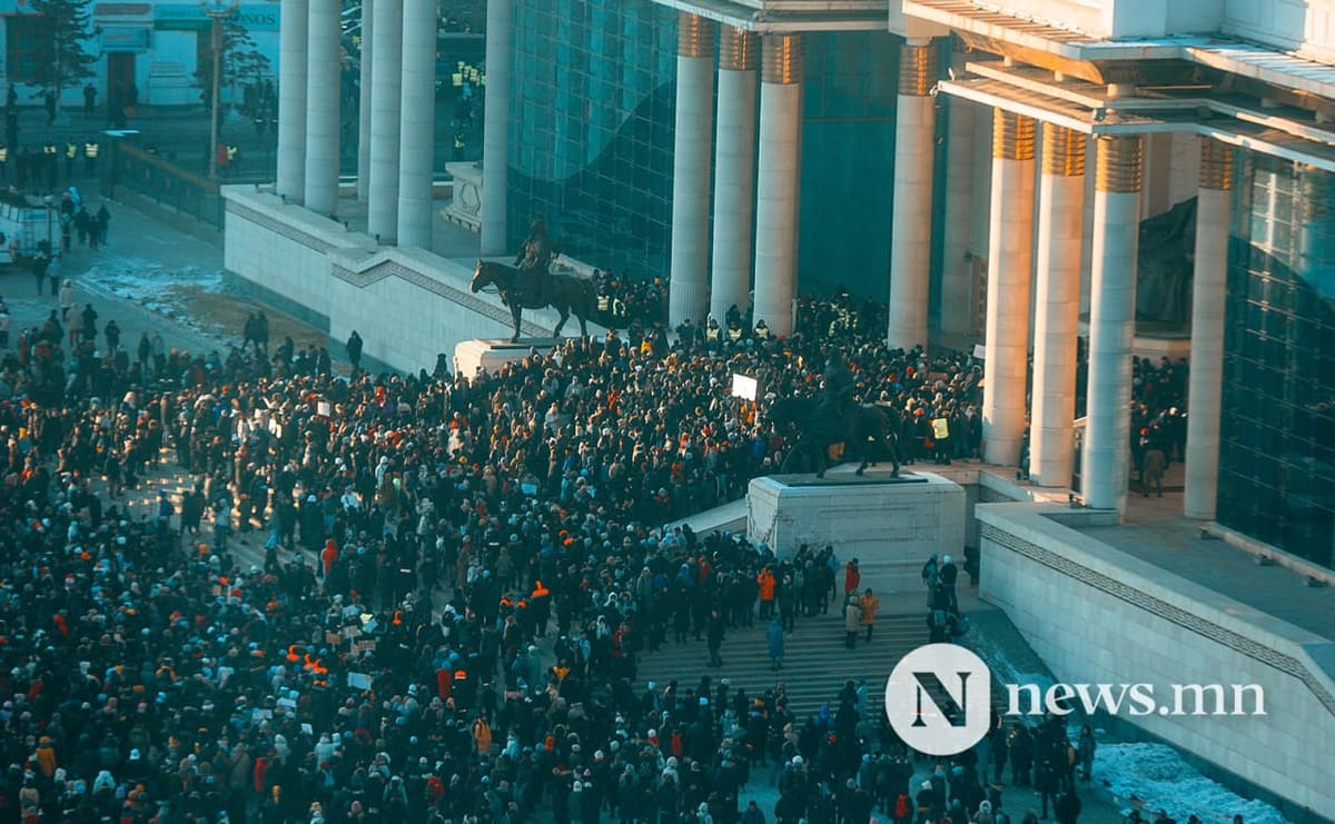 В Монголии проходят массовые протесты из-за кражи угля