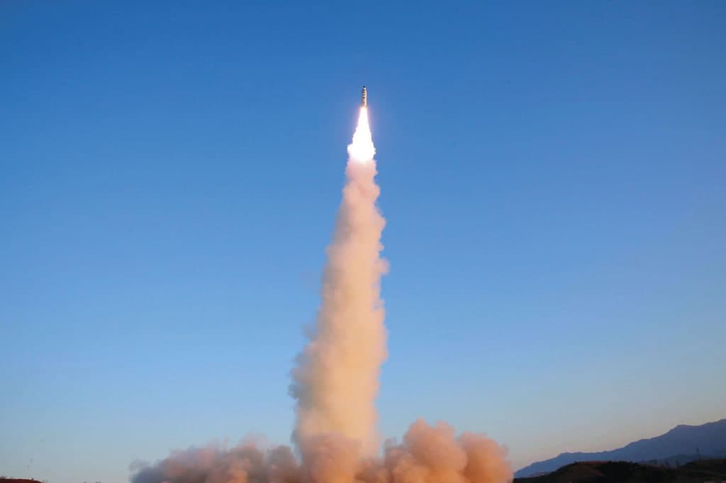 Shimoliy Koreya yana Yapon dengizi tomon raketa uchirdi