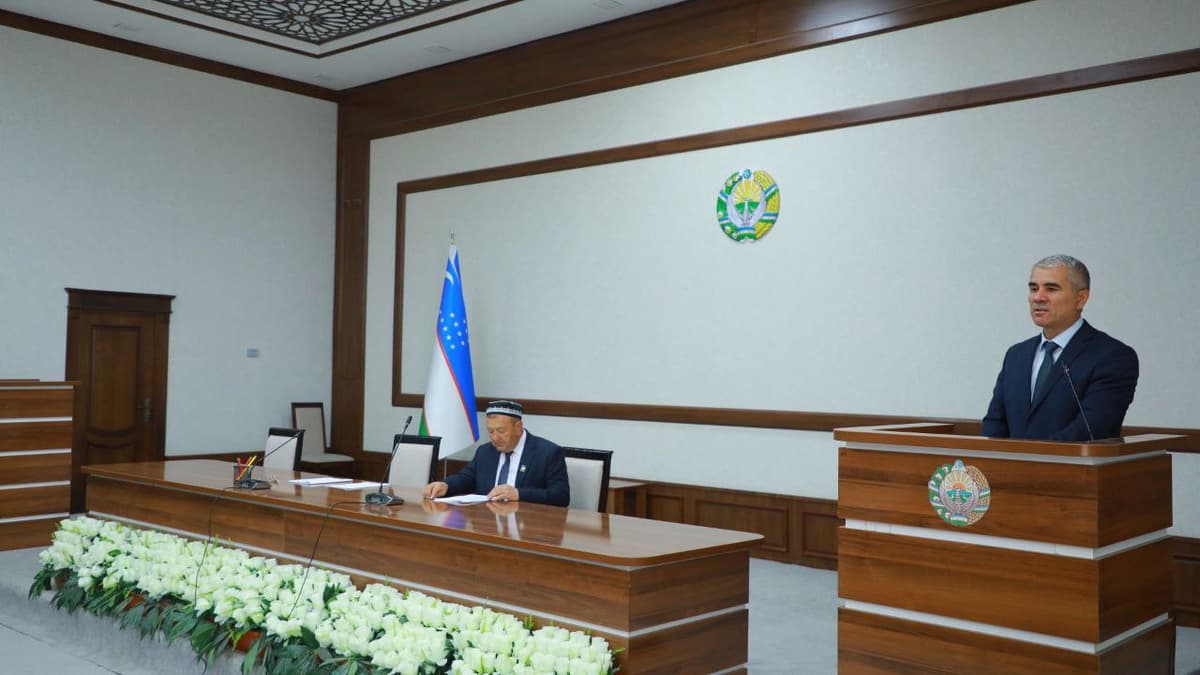 Шофиркон тумани ҳокими ўзгарди