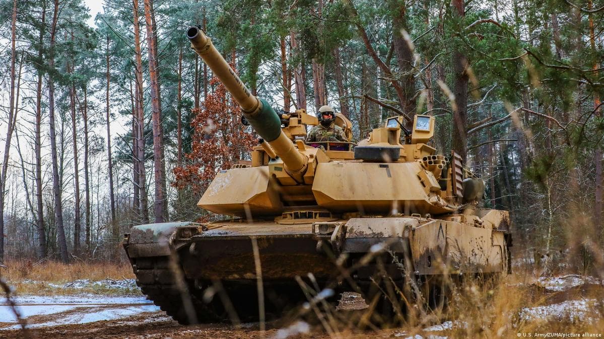 AQSh ukrainalik harbiylarni Abrams tanklarida tayyorlashni boshlaydi