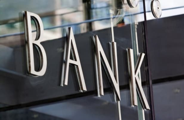 Rossiya banklari Xitoy va Turkiyada sanksiyalar tufayli qiyinçilikka duç keldi