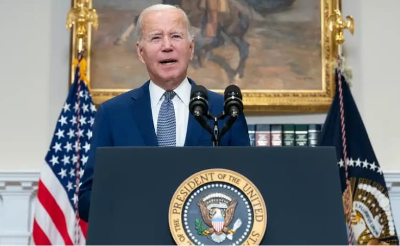 АҚШ президенти Украинага кўпроқ ёрдам тақдим этишга ваъда берди