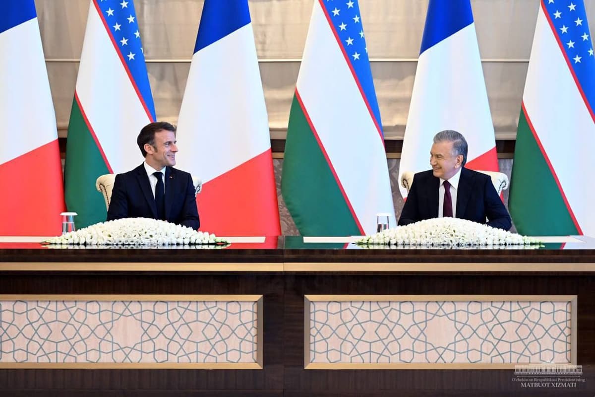 Uzbekistan, France sign several documents aimed at strengthening bilateral relations