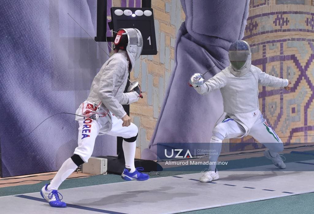 Узбекистанец завоевал первую золотую медаль на чемпионате Азии по фехтованию