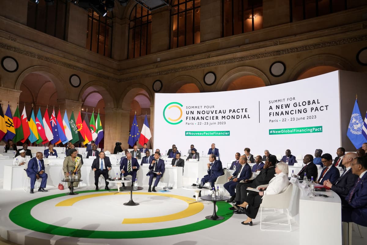 Qaşşoq davlatlarga qöşimça 200 mlrd dollar yönaltiriladi