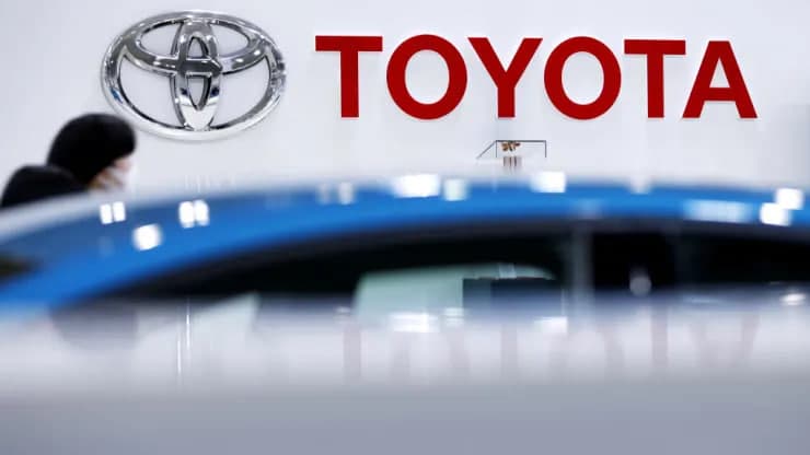 Из-за компьютерного сбоя производство на всех заводах Toyota в Японии было приостановлено