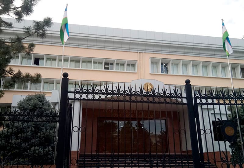 Bosh prokuratura «charjbek» naqdsiz hisob-kitob tizimida yangi firibgarlik vositasi ekanini xabar berdi
