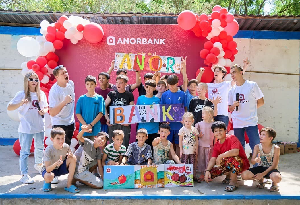 ANORBANK tomonidan Mehribonlik uyi tarbiyalanuvchilari uchun xayriya bayrami o‘tkazildi