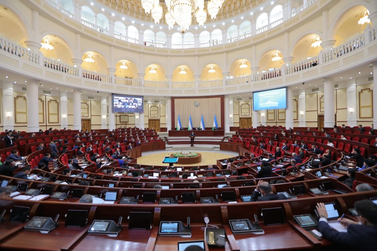 Qonunchilik palatasi spikeri minglab maktablar Wi-Fi bilan ta’minlanmaganini tanqid qildi