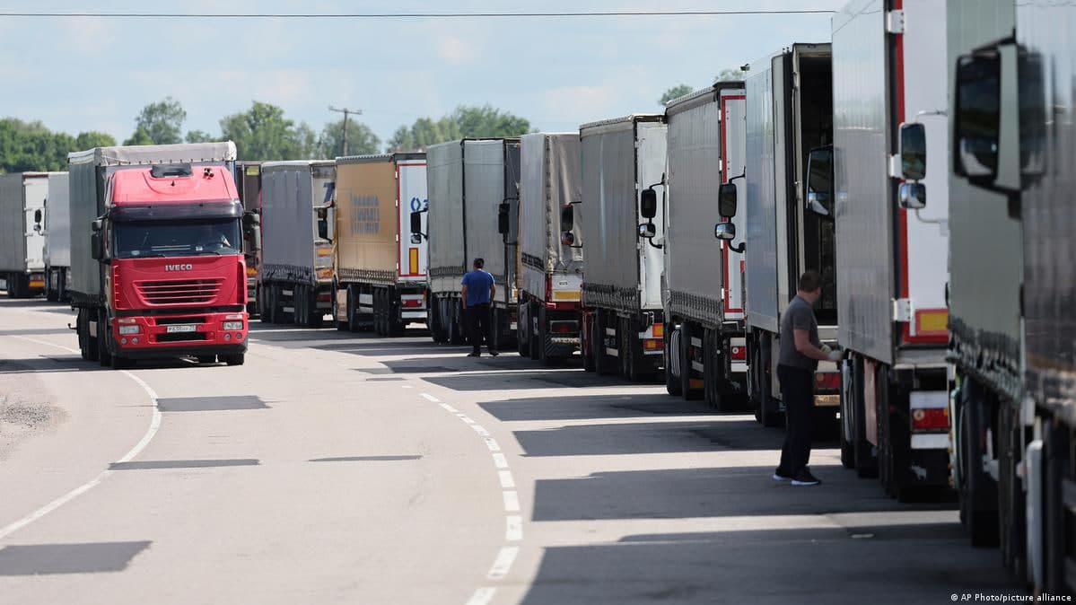 FT: YeIning 1 mlrd yevrolik tovarlari Rossiya orqali tranzitda “yo‘qolib qoldi”