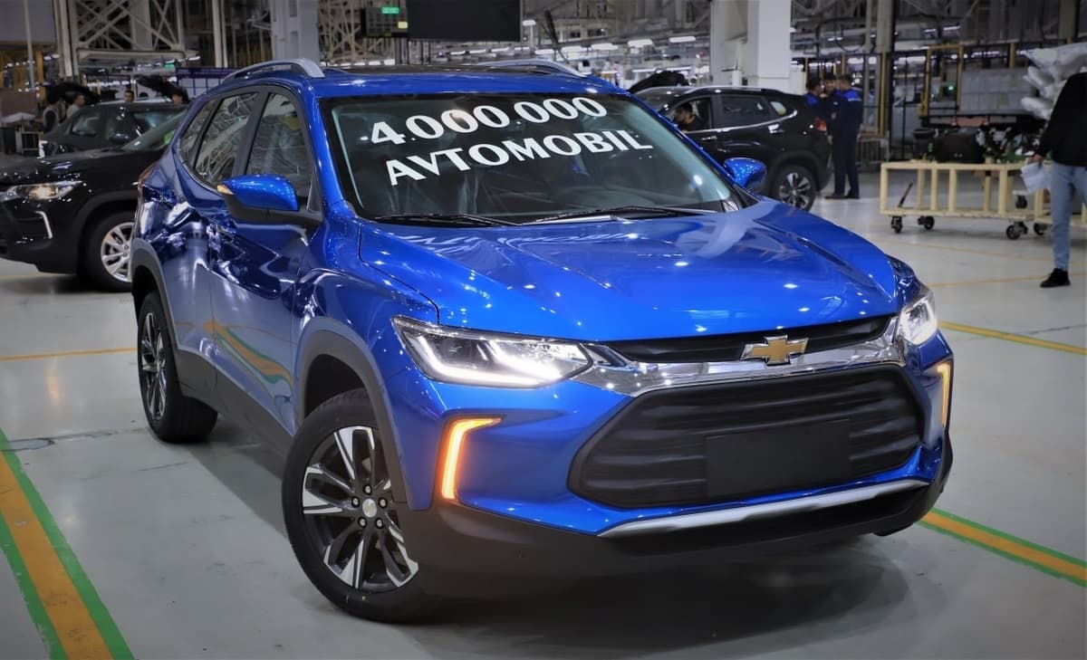 Chevrolet Tracker tört millioninçi avtomobil böldi
