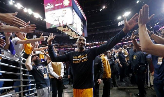 Basketbolchi Kobi Brayant faoliyatidagi so‘nggi uchrashuvni 60 ochko jamg‘argancha yakunladi